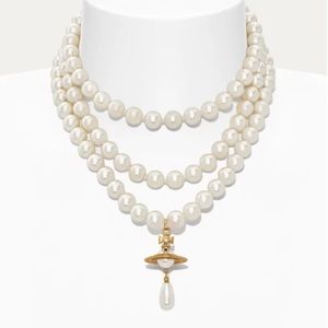AUTH-Vivienne Westwood | Three Row Pearl
Drop Chocker Gold-tone
